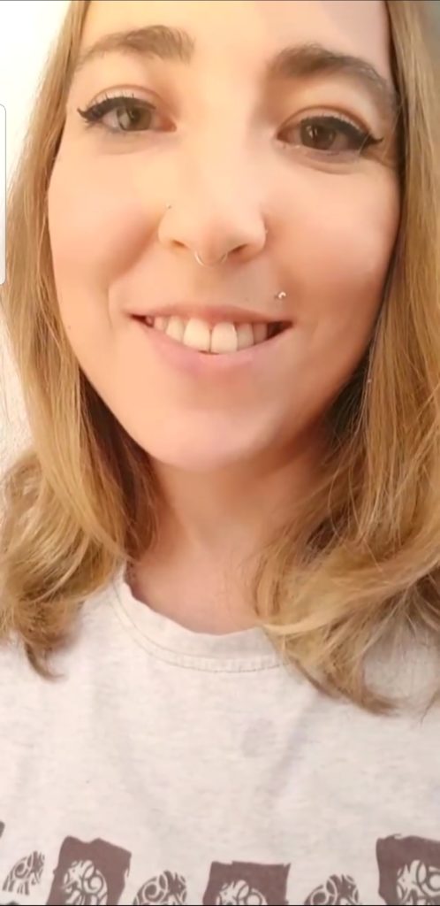 Screenshot_20190413-212029_Video Player